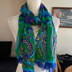 Vera Bradley Soft Fringe Emerald Paisley Scarf NWT Photo 1