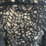 Black Solid Top Semisheer Open Weave Womens Medium Pullover Short Sleeve Photo 7