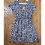 Gap  floral short sleeve vneck dress size small petite Photo 7