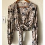 Billabong Breathe Light Woven Top Size Medium M Wrap Surfer Boho Crop Feminine Photo 2