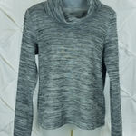 Columbia  sweater Photo 0