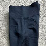 Zyia  Active Perforated Performance Legging Women's Size Medium Gray Breathable Photo 6