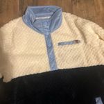 Simply Southern  Cozy Sherpa Two-Tone Fleece Pullover size medium Photo 2