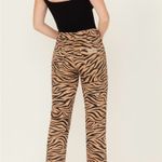 Wrangler  WOMEN'S HIGH RISE WILD WEST PURR PRINT STRAIGHT JEANS Photo 3