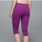 Lululemon In The Flow Crop Il Heathered Regal
Plum Capri Legging Seamless Size 4 Photo 1