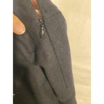 GAP‎ Women's Black Short A Photo 4