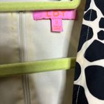 LDT Ellie Giraffe Print V Photo 3