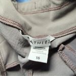 Athleta  Size 16 Shale Gray Trekkie North Tapered Loose Jogger Travel 
Quick dry Photo 7