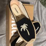 Soludos  Espadrilles Slip-On with hand embroidered hibiscus tree Photo 2
