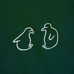 SheIn Dark Green Penguin Print Crewneck Fleece Sweatshirt Photo 3