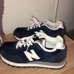 New Balance Navy Sneakers Photo 0