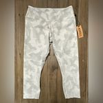 Nobull NWT  Women’s Crop Melange Tights - Medium - Glacier Camo Grey Photo 1