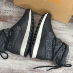 Merrell New  Women's Alpine Pull on Knit Snow Boot 7
New with box black Photo 2