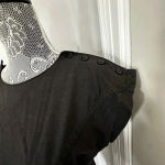 Black Beewear Cropped Cap Sleeve Top. Button Epaulette. Cut Out Belly Button. Size L Photo 3