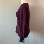 Old Navy  VNeck Long Sleeve TShirt Purple Size Medium Photo 3