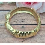None Cute Gold Tone Textured Hinged Bangle Bracelet Classic Statement MINT Photo 5