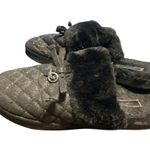 Michael Kors size 8 Black Quilted Slippers with Fur Trim and Charm Photo 2