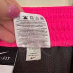 Nike  Dri Fit Drawstring Pull On Shorts Hot Pink High Rise ~ 7in Inseam Size S Photo 3