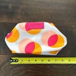 Clinique  Cosmetic Bag Photo 0