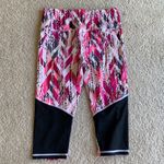 Victoria's Secret Vsx knockout crop leggings Photo 3
