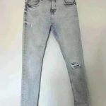 ZARA  Distressed Skinny Jean Photo 0