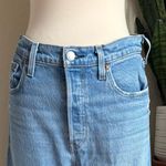 Levi's Levi’s 501 Distressed Jeans W28 L30 – Button Fly Classic Light Wash Denim Photo 3