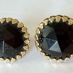 Vintage Black Faceted Gold Tone Circle Clip Photo 3