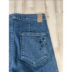 J+CO Denim Shorts Womens Size 26 Medium Blue Wash High Rise Seamed 10" Bermuda Photo 6