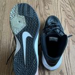 Nike Basketball Shoes Photo 2