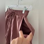 Illa Illa Dusty Rose Pink Silky Smooth Elastic Waist Pull On Shorts Photo 3