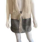 Honey Punch Woman’s Plaid Wool Blend Skirt Outfit. Size Medium. Photo 1