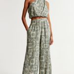 Abercrombie & Fitch Abercrombie Crinkle Pants Photo 0