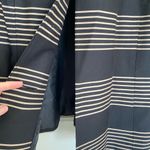 Jones Wear Studio women’s black tan striped stretch shoulder pad button blazer Size L Photo 5