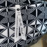 Leo & Nicole Black and White Geometric Knit Fringed Cardigan Sweater Size Small Photo 6