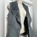 Hallhuber Gray Faux Fur Shearling Vest Short Sleeve Tiered Outerwear Size Med Photo 8