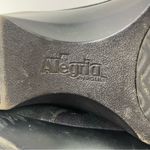 Alegria Eryn Leather Iridescent Comfort Shoe in Soirée Photo 9