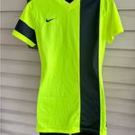 Nike Striker III short-sleeved soccer jersey Photo 4