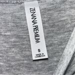 Zenana Outfitters Premium Gray Top Women’s Small Photo 4