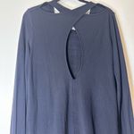 Athleta  Coaster Go to sweatshirt size XXS black Photo 8