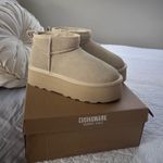 Cushionare Platform Boots Photo 0