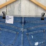 Old Navy  Mid-Rise Boyfriend Short Jean Shorts Womens 2 Blue Distressed NEW Photo 4