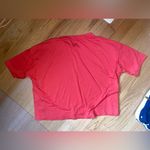 Nike Women’s Medium Crop Tshirt Photo 1