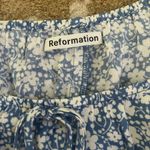 Reformation  blue white floral elastic waist adjustable strap crop top size 4 Photo 2