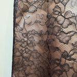BCBGMAXAZRIA Vintage  Collection Y2K  Black Nude Floral Lace Pencil Skirt Size 4 Photo 6