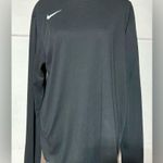 Nike women’s medium light weight long sleeve hoodie. Athletic cut Dri-Fit. 29” L Photo 7