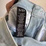 Kendall + Kylie NWT  The Icon High Rise Straight Light Wash Blue Jeans Womens 27 Photo 6