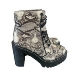 Steve Madden Madden Girl Archiee Black & White Snake Print Heel Combat Heel Bootie Size 6.5 Photo 1