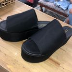 Liliana Black Platform Sandals Photo 0