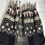 Desheng Black Patterned Multicolor Fair Isle Cardigan/Poncho/Wrap Photo 2