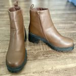 Chelsea Boots for Women, Brown W/Heel and Zip Up Ankle Boots Size 9 Photo 1